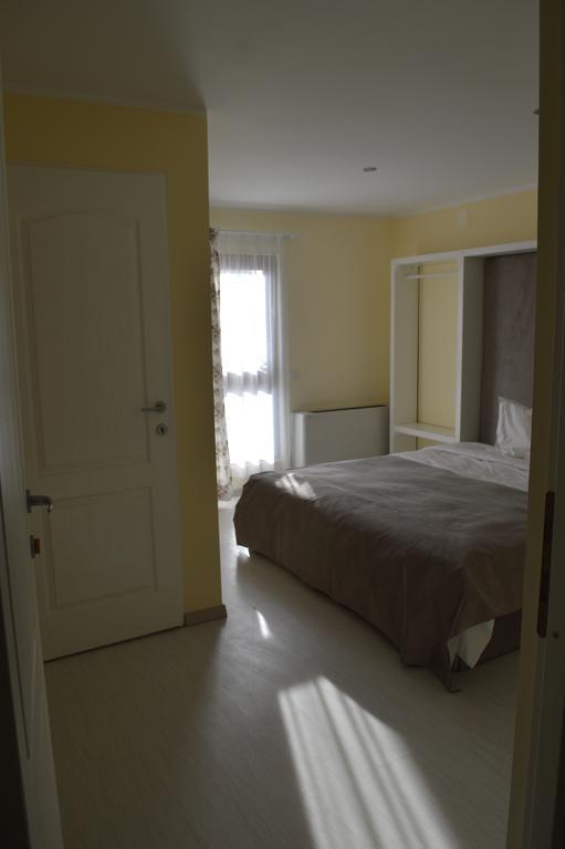 Hotel Nova Μπουζάου Εξωτερικό φωτογραφία