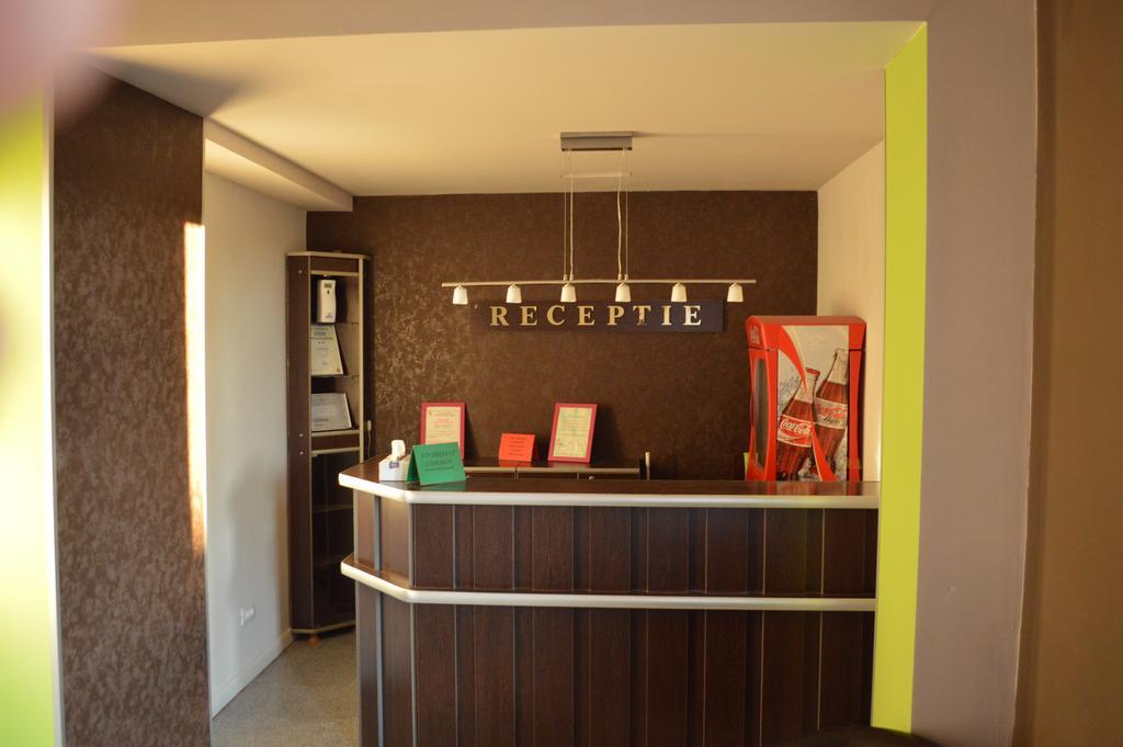 Hotel Nova Μπουζάου Εξωτερικό φωτογραφία